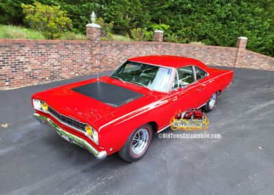 1968 Plymouth Road Runner with Hemi in Matador Red