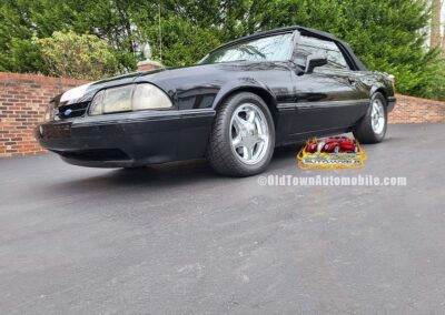 1989 Ford Mustang LX Convertible in black