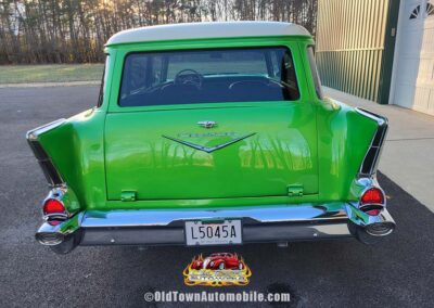 1957 Chevrolet 2-door Wagon Restomod in Green