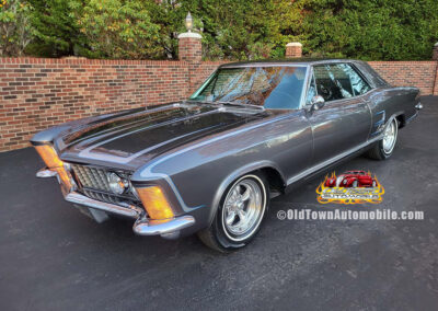 1964 Buick Riviera in Silver Metallic