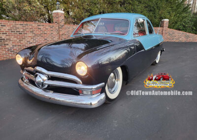 1950 Ford Club Coupe Custom in blue