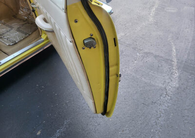 1955 Chevrolet Sedan in Yellow and White - interior door