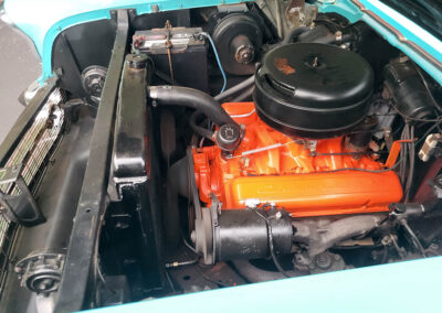 1957 Chevrolet BelAir Sedan in Turquoise - Engine