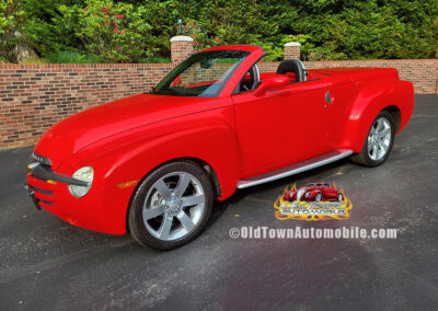 2004 Chevrolet SSR Roadster in Red - Exterior