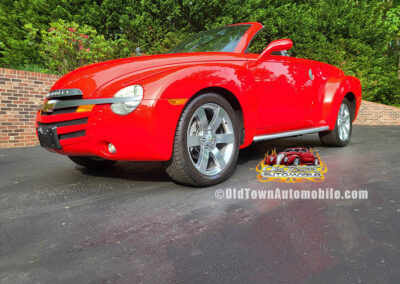 2004 Chevrolet SSR in Red - Exterior