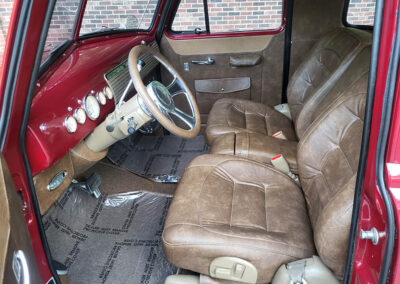 1951 Chevrolet 5-window 3100 Pickup in Cranberry Metallic - interior
