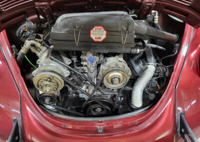 1972 Volkswagen Beetle Vocho in Burgundy - Engine