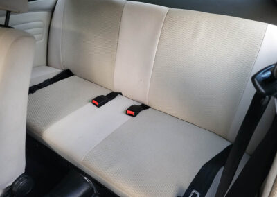 1972 Volkswagen Beetle Vocho in Burgundy - Interior