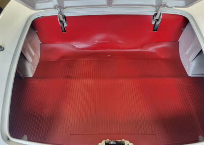 1962 Corvette in White and red interior - trunk
