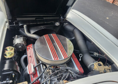 1962 Corvette in White and red interior - engine