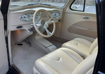 1937 Chevrolet Master Sedan in black - interior