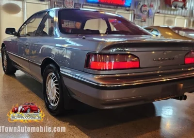 1990 Acura Legend LS in Silver Exterior