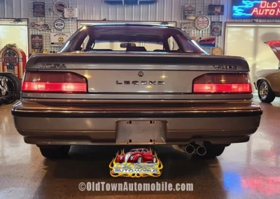 1990 Acura Legend LS in Silver Exterior