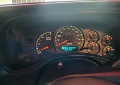 2201 Chevrolet Z71 Short bed truck in dark carmine red - interior