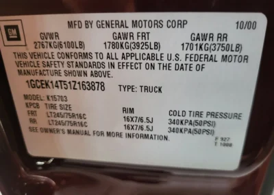 2201 Chevrolet Z71 Short bed truck in dark carmine red - interior