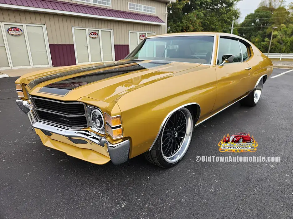 1971 Monte Carlo in blue - exterior